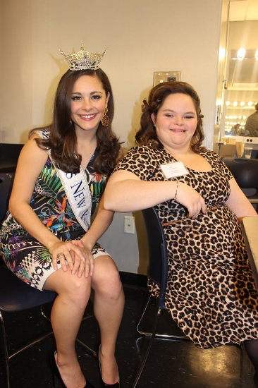 Check out this gorgeous pair! Jeannie hanging out with Pageant Guest Miss New York 2015 Jamie Macchia!