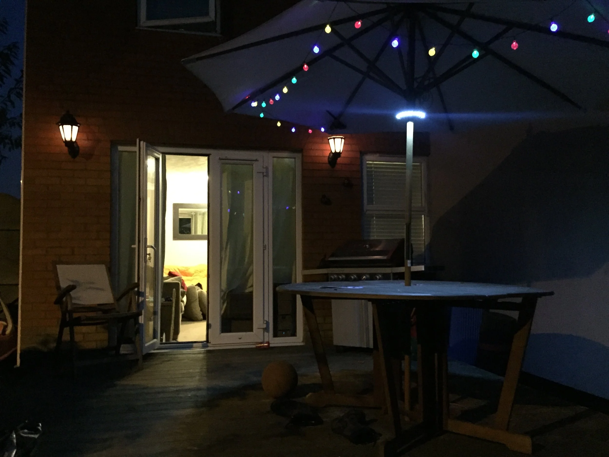 I was invited to take part of the blogger challenge of revamping the garden in summer with some exciting pieces from LEDHut . We're currently having an extension built and renovations being done on our home, which is exciting, but at the same time, means our poor garden has suffered. It has effectively become a building yard. The decking has suffered massively, the grass is dead, the garden is scattered with bits of plaster, bricks etc. 
