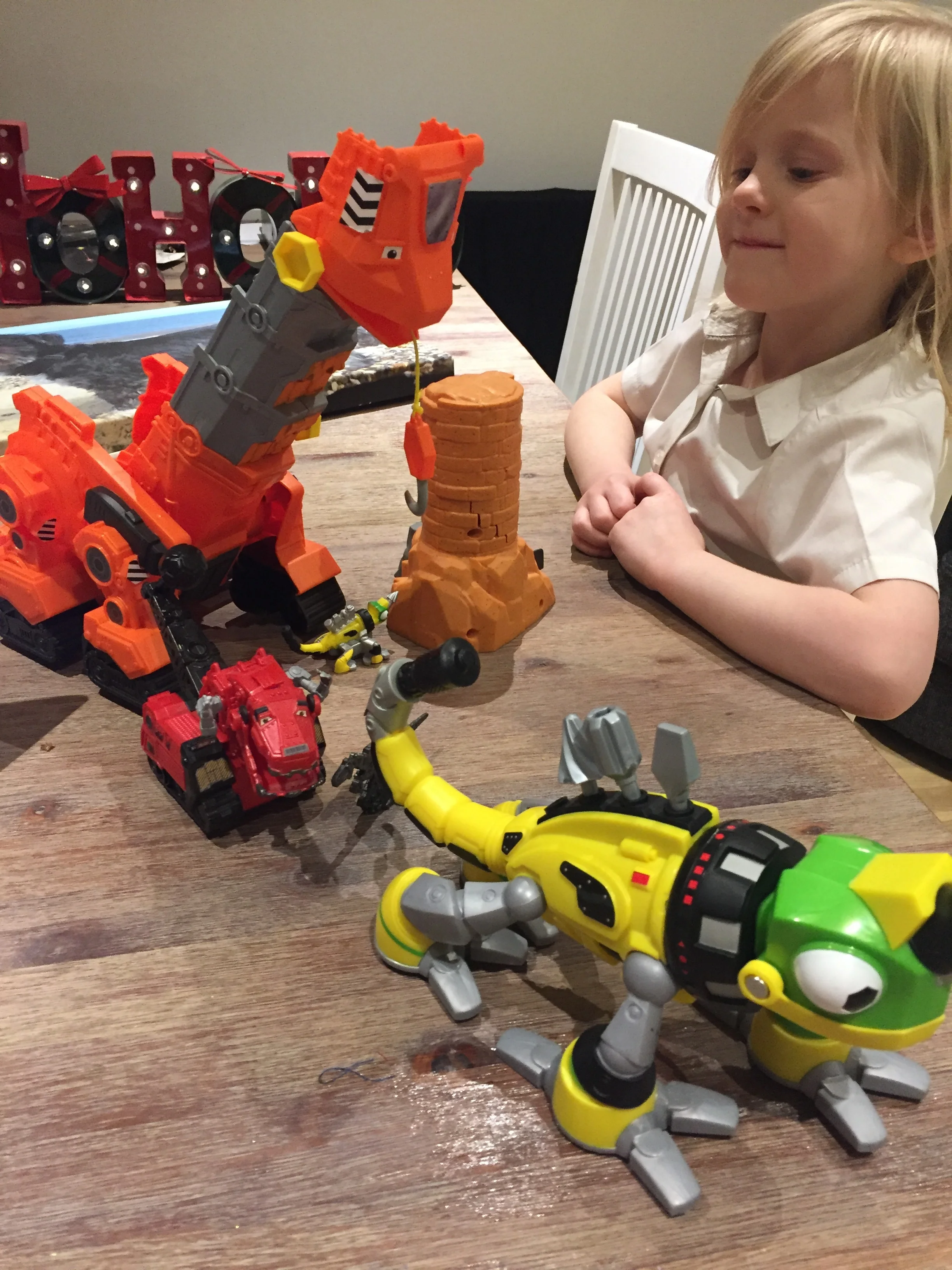 DinoTrux