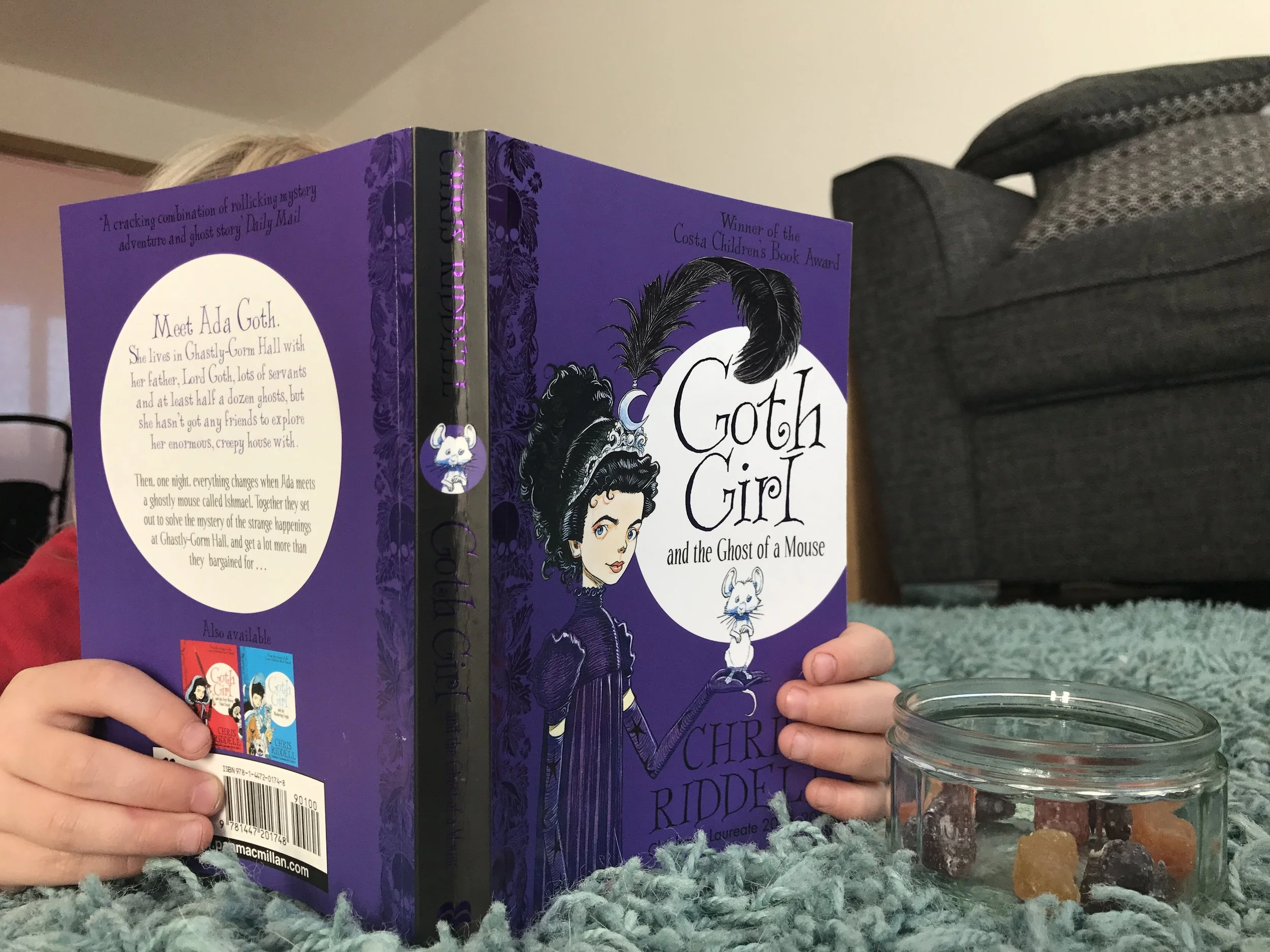 Goth Girl and the Ghost of a Mouse