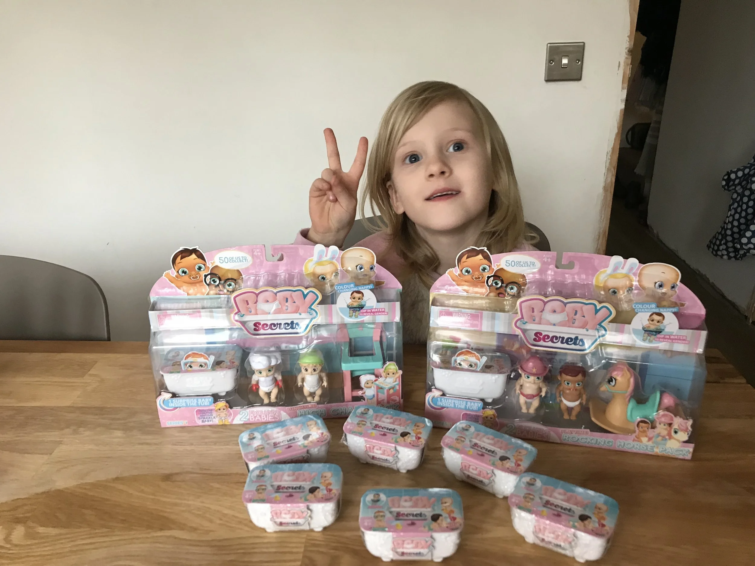 Baby Secrets Activities Pack - Colour Changing 