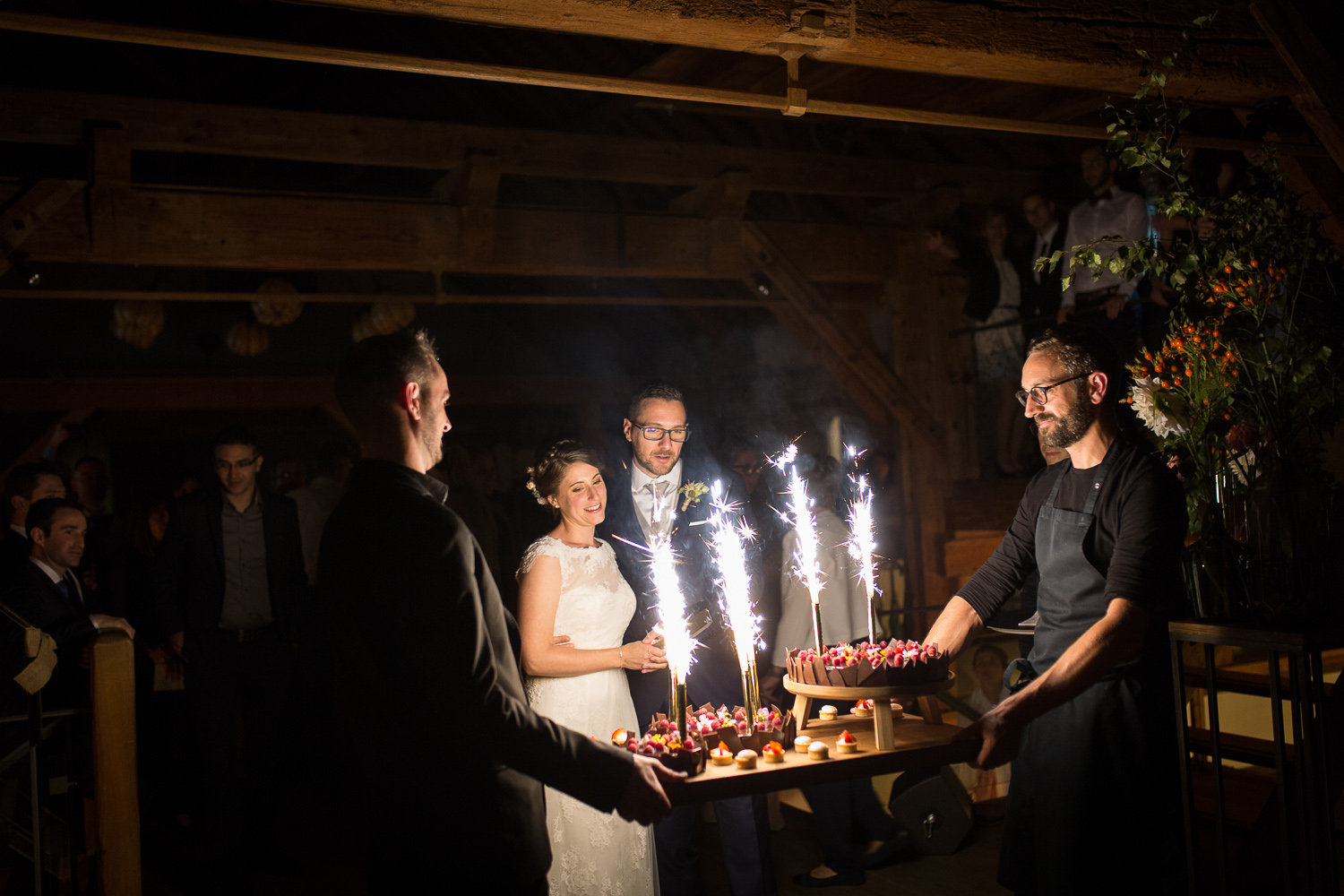 La pièce montée, porte des Iris, Vaud, Suisse, Photographe mariage Lausanne