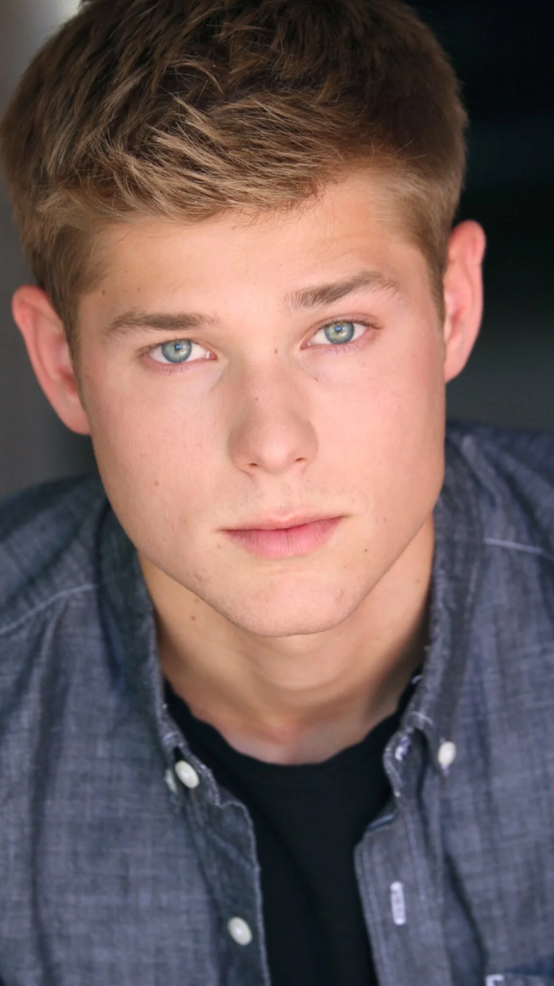Mason Dye ( 'Teen Wolf', 'Flowers in the attic').