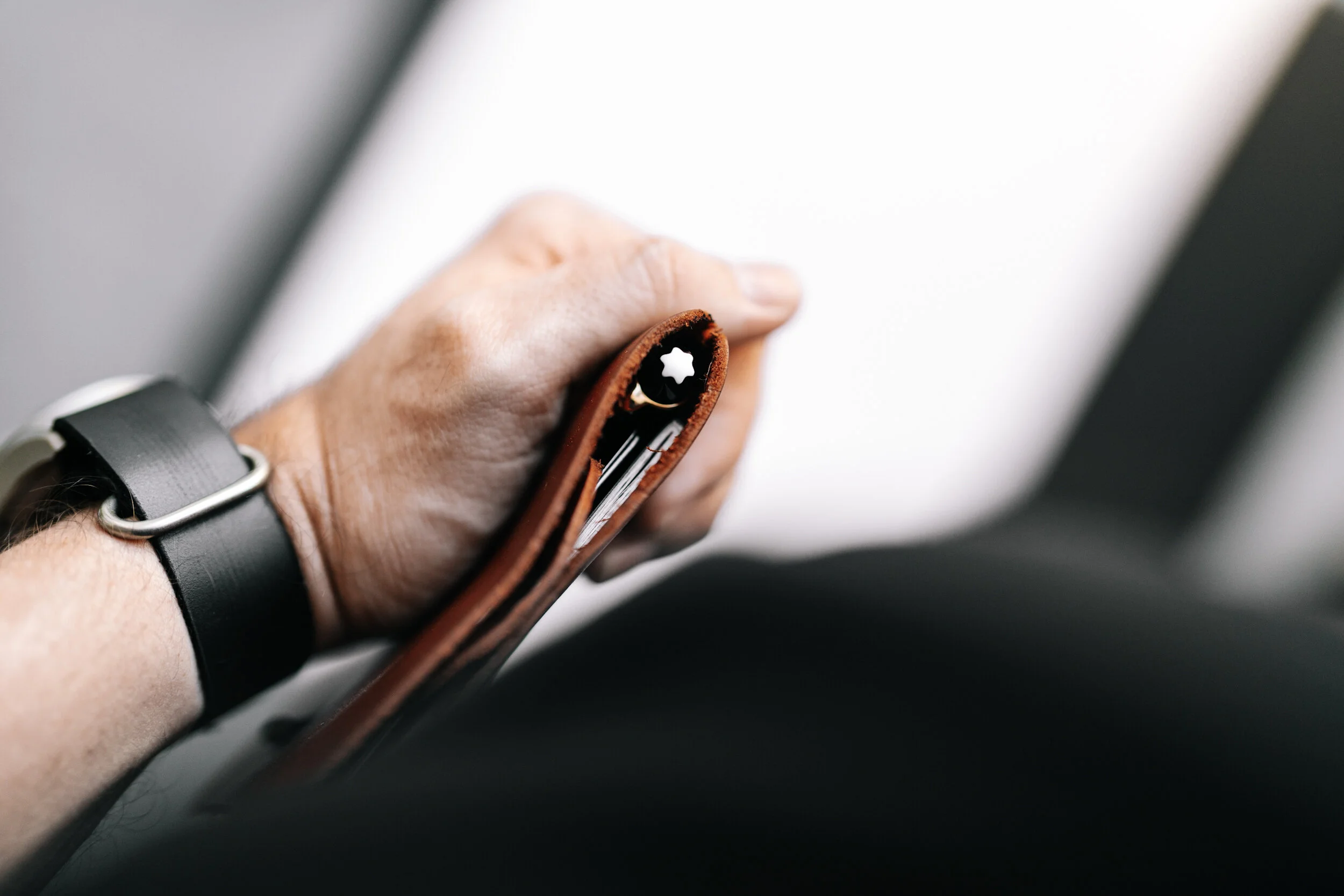 9DA3C515-D67C-46E7-BDFB-6787C6DE1B57