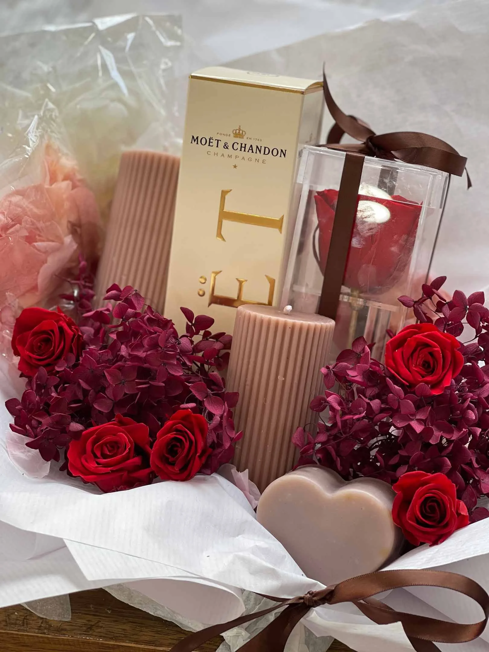 A special valentine's day hamper - castle hill florist