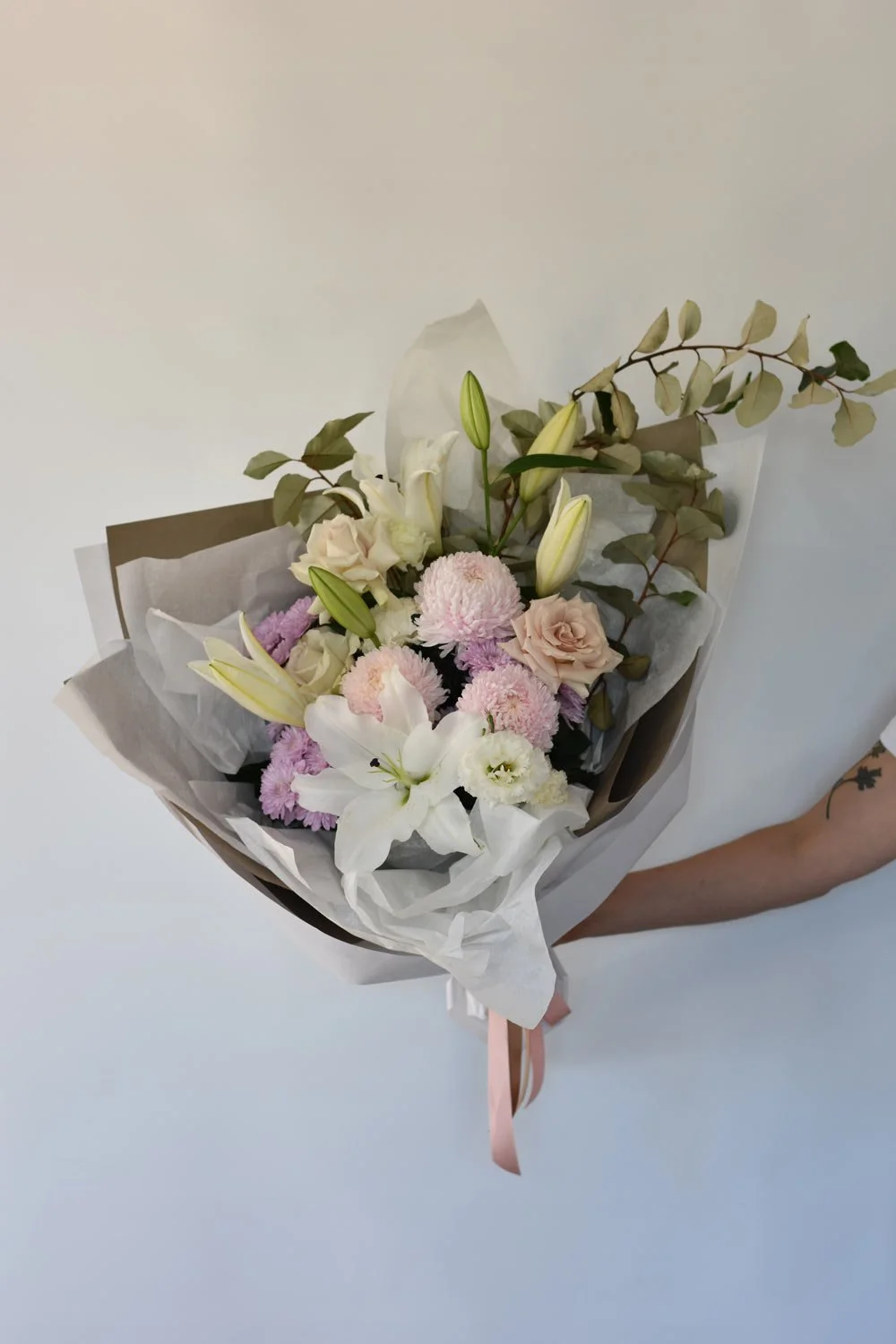 “mothers-day-chrysanthemum-bouquet-soft-pink-flowers