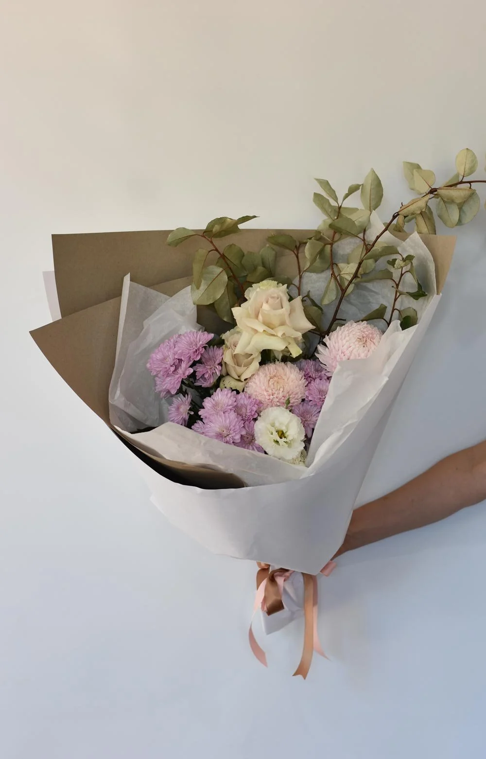 “mothers-day-chrysanthemum-bouquet-soft-pink-flowers