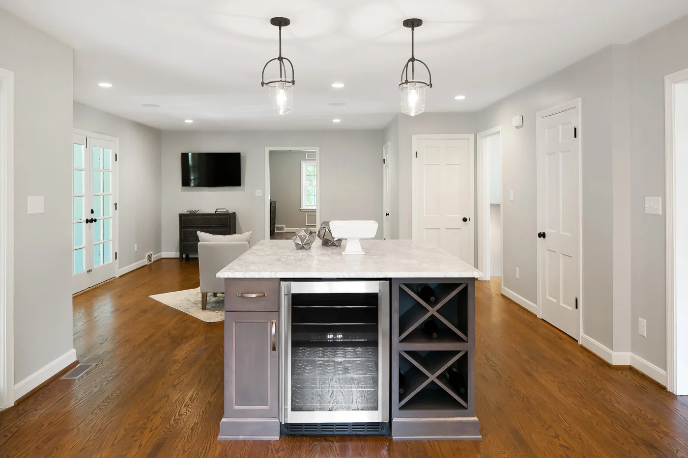 Tim Furlong Jr. _ Brenlow Properties _ 209 Daleview (33 of 39).jpg