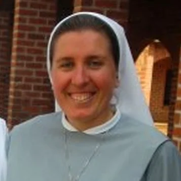 Sr Mel Dwyer Canossian Daughters of Charity