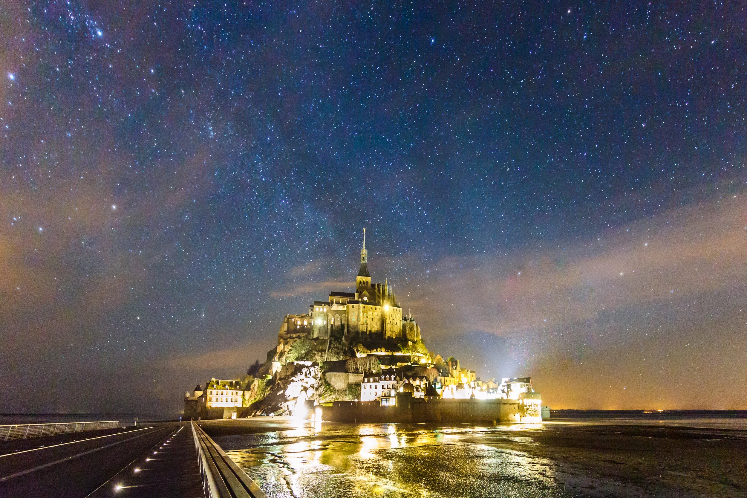 A Truly Stunning Image Of "Mont Saint-Michel Under The Milky Way"