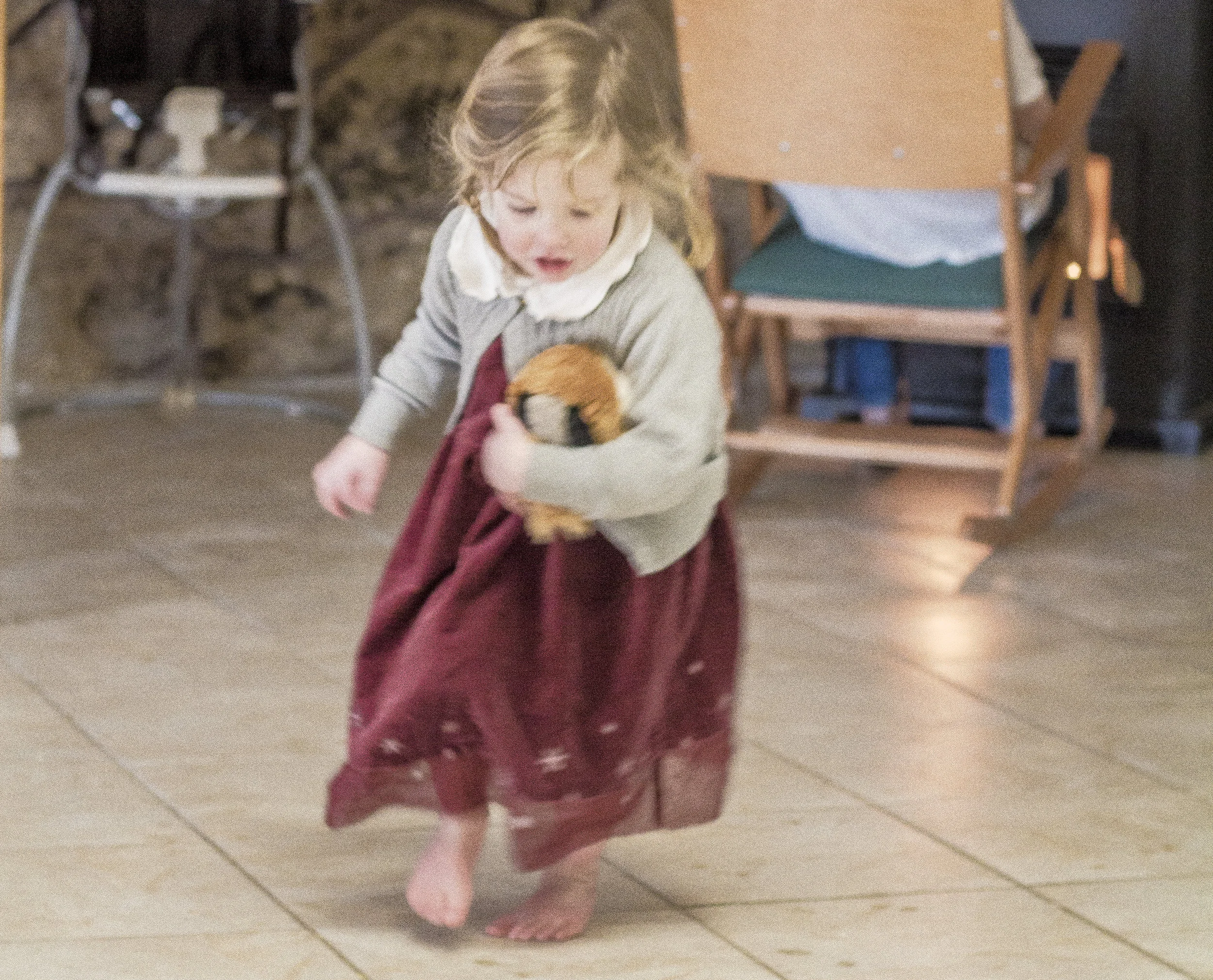 The Only Thing Better Than Listening To Your 2-Year-Old Daughter Sing MOANA's "Shiny" Non-Stop? Having Her Sing It In French.