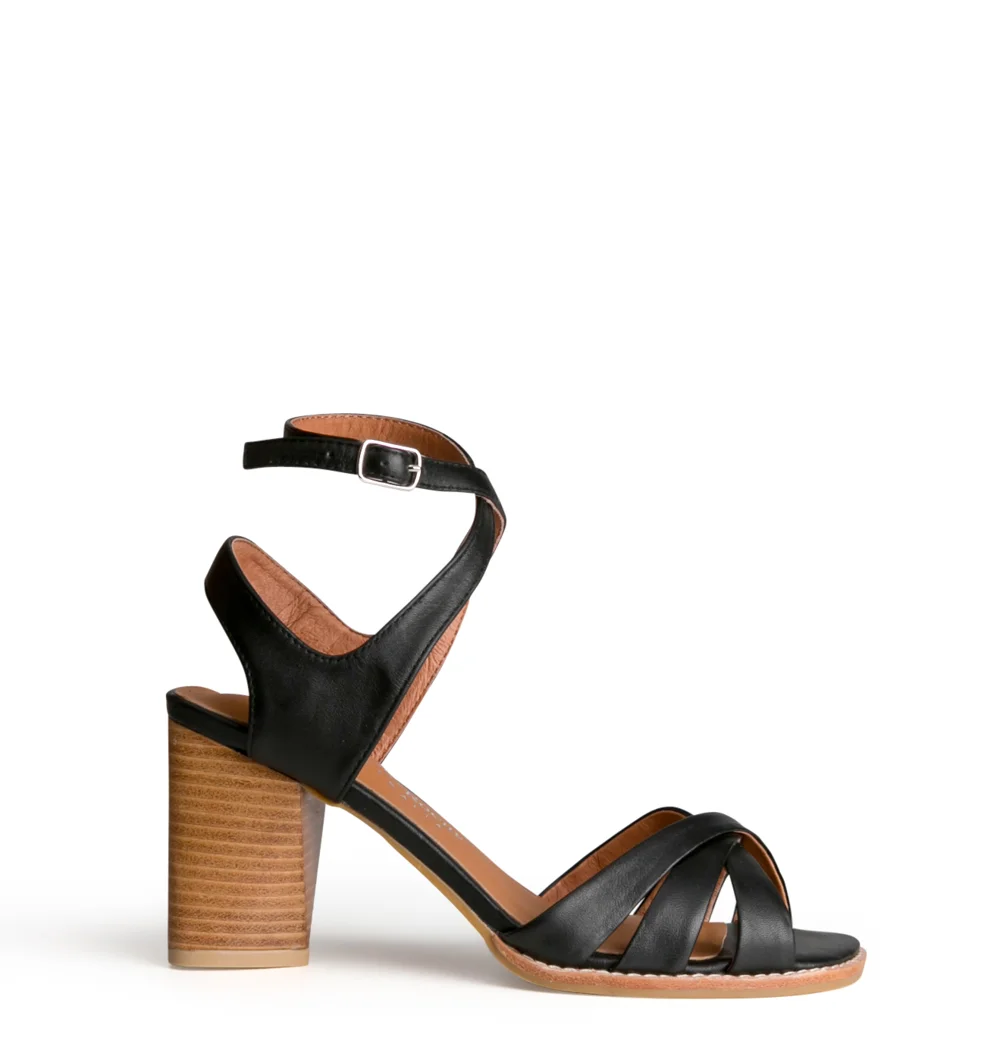 parkerroche-angela2-blk 1.jpg