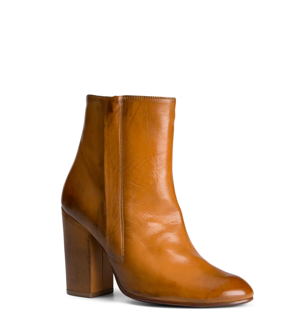 silvanosassetti-3766-ochre 2.jpg