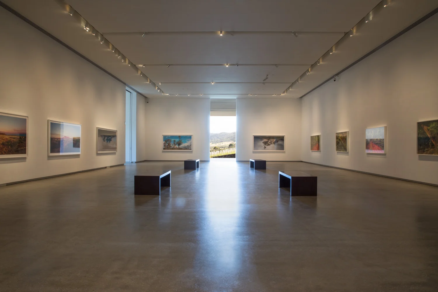 gallery.jpg