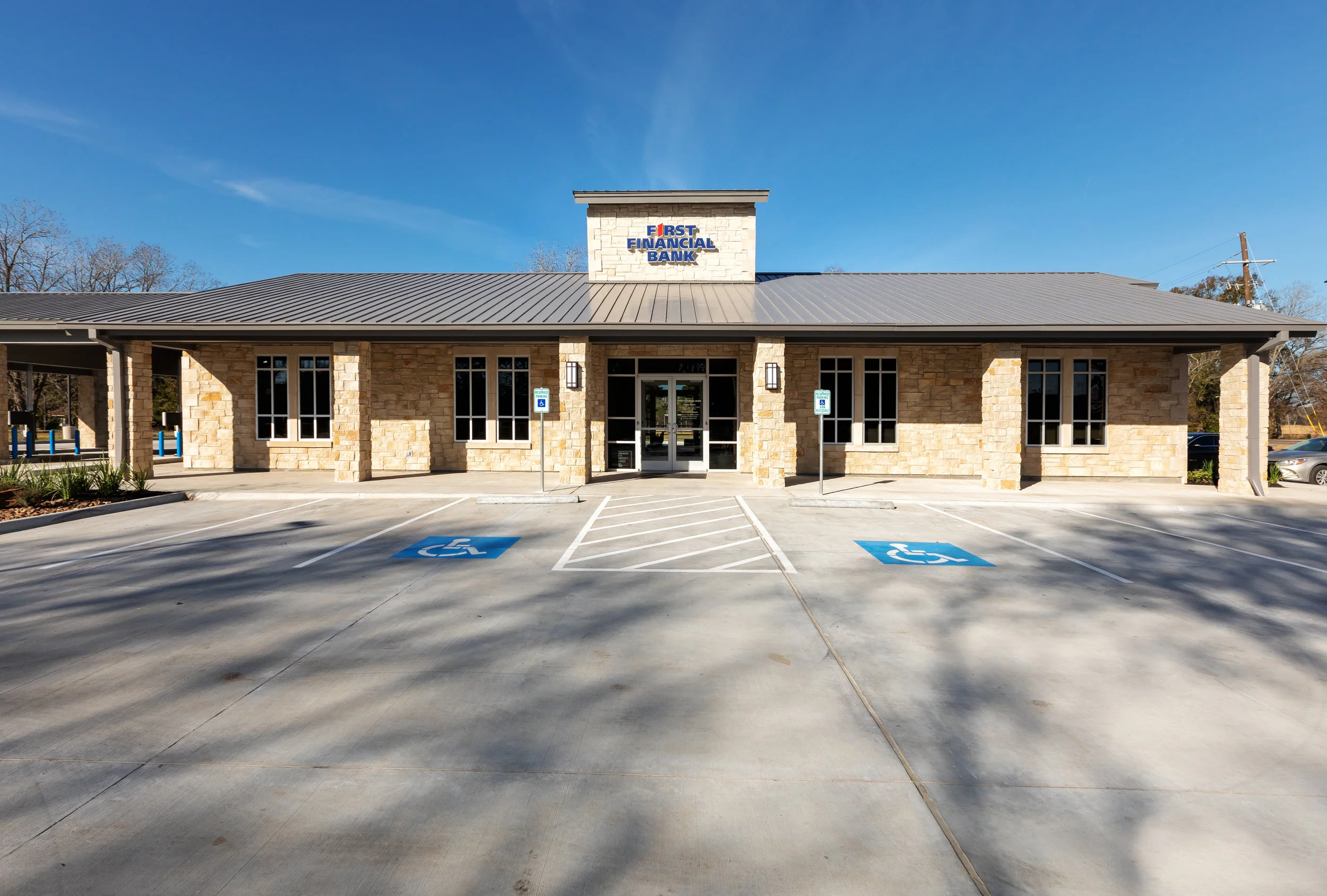 First Financial Bank - New Waverly, Texas