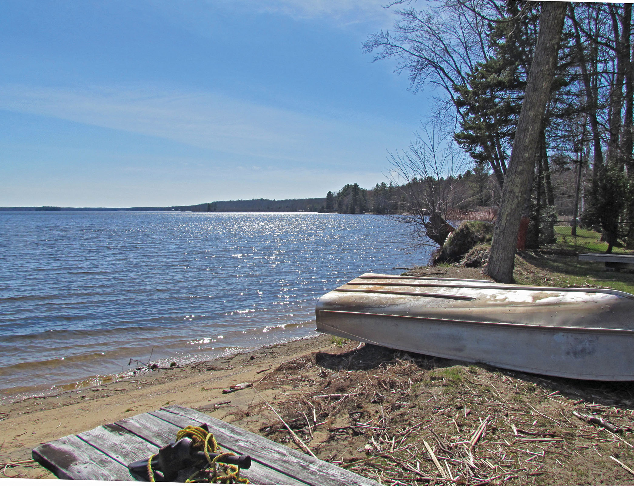 The pristine waters of Crowe Lake were an attraction for summer tourists from both Ontario and also the United States.