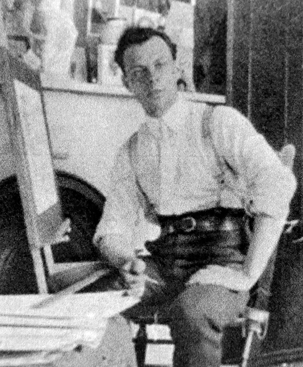 Although he had exhibited alongside the greats of the art world David Milne, shown in New York in 1909, was relatively unknown to the Canadian public at the time of his move to the Bancroft area.
