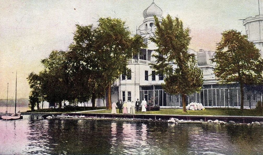 As an IOF project in support of orphaned children, Oronhyatekha had Captain John’s Island cleared of large black rat snakes and comfortable buildings erected, including a veritable mansion. Renamed “Forester Island,” the site received its first visitors in 1894. Tinted postcard, Penhale Collection.