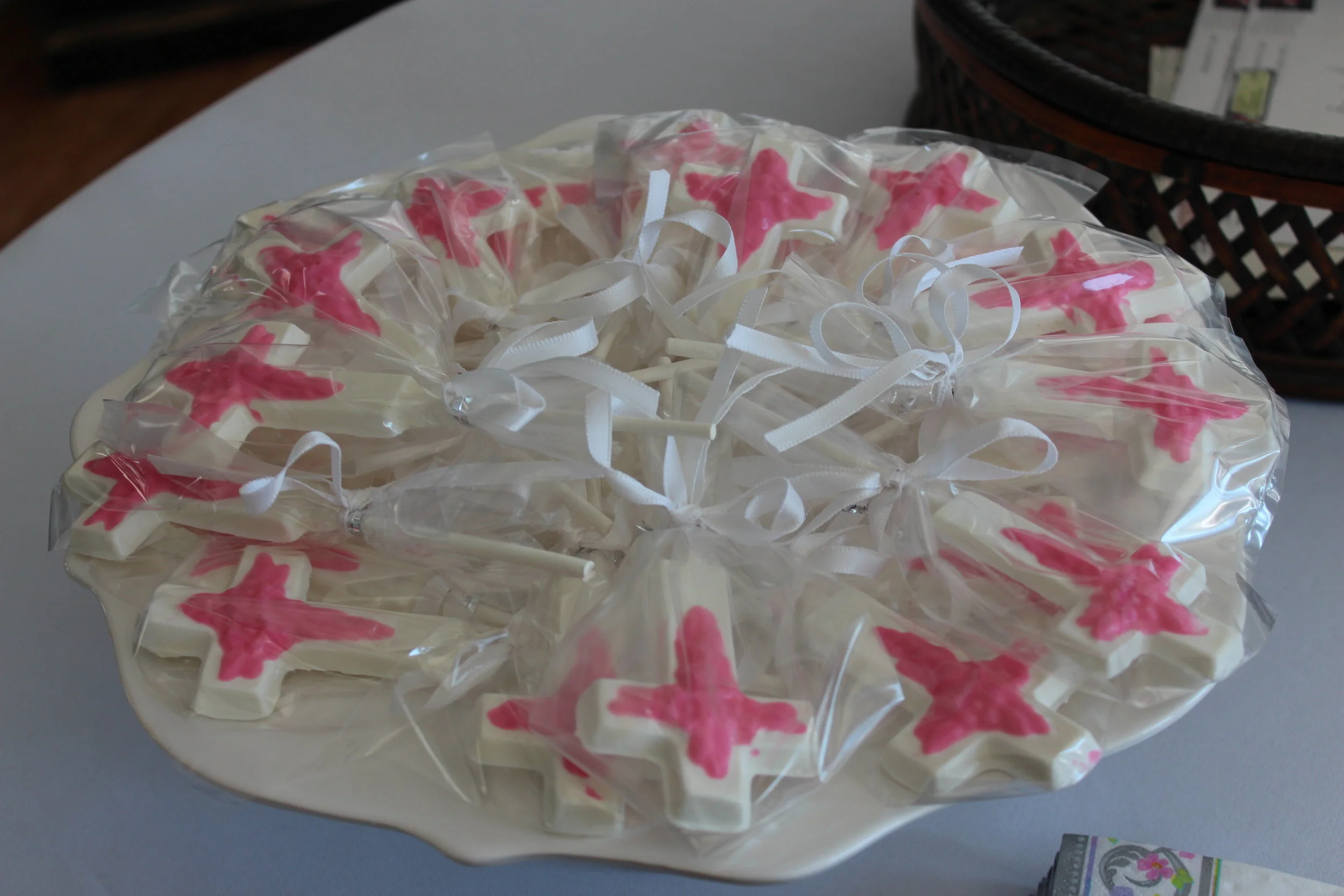 White chocolate pops - Baptism theme
