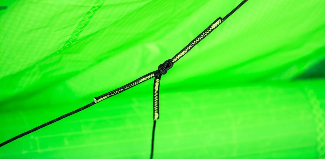 LINKED BRIDLE Brand new for 2017 kites, the Linked Bridle does not have any pulleys nor sliders. It creates a direct link between the rider and the kite, resulting in faster kite reactions and more controlled handling. The Linked Bridle is also much more durable than conventional bridles, as it reduces bridle line movement and abrasion to minimum.