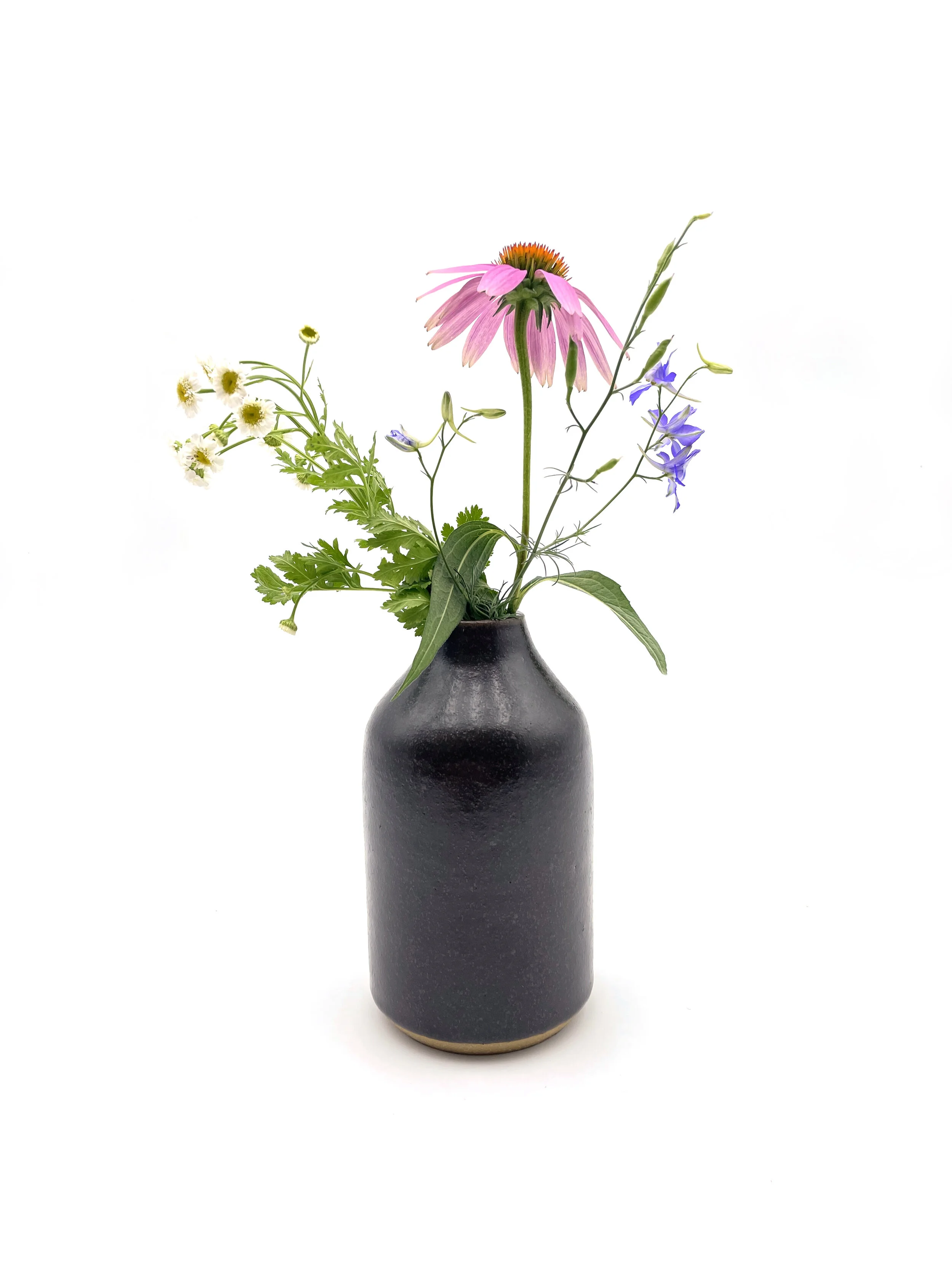 Ceramic_Vase_Black_001*.jpg