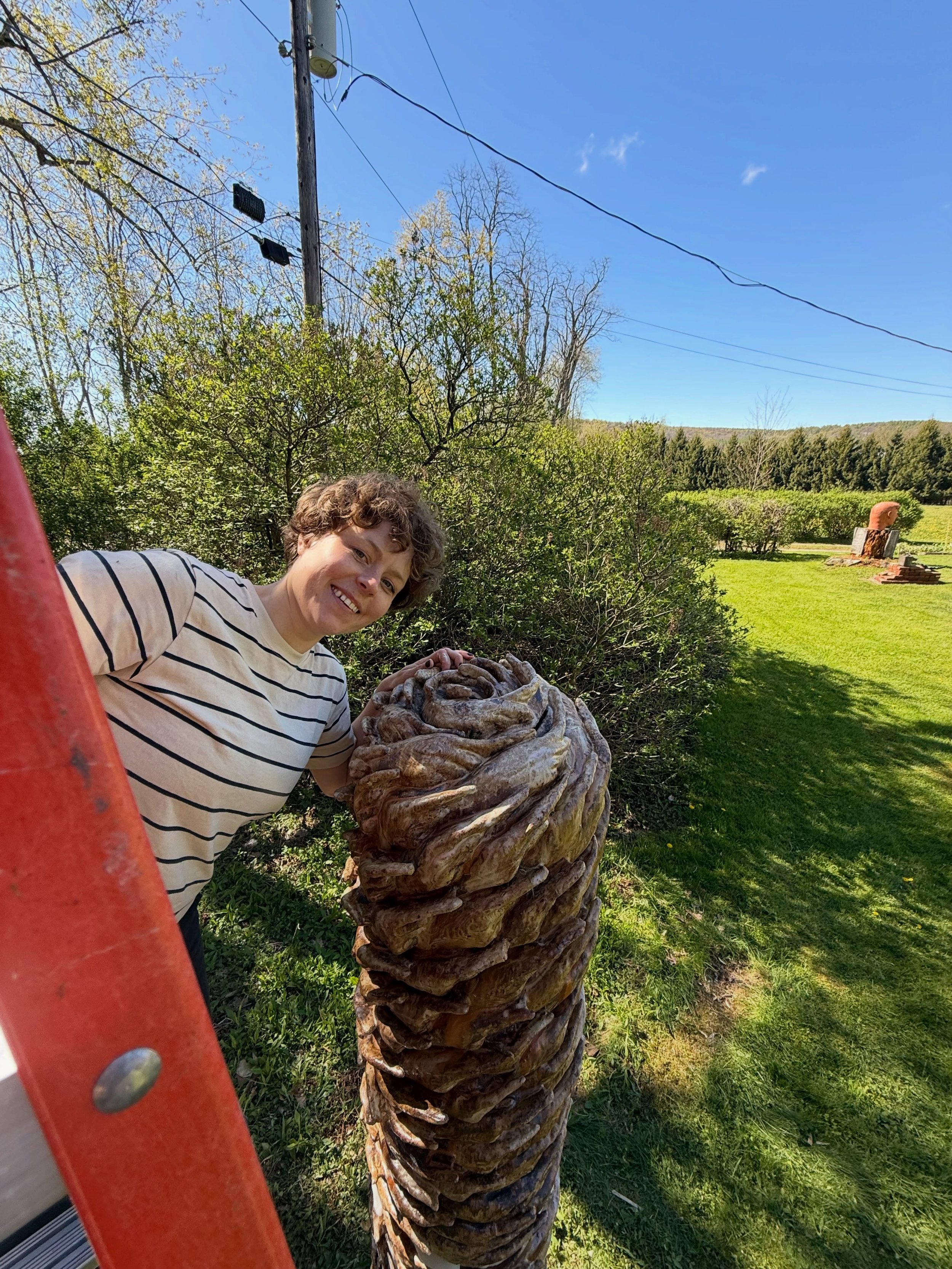 Yesterday I installed The Continuum Column at Walter and Sharon McConell&rsquo;s property with the help of their neighbour and his giant tractor! Walter was my first advisor at Alfred and I feel very lucky to have the opportunity to permanently insta
