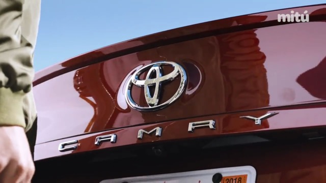 Toyota Camry - Selina