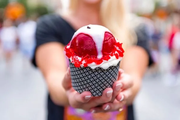 mnss_applecupcake.jpg