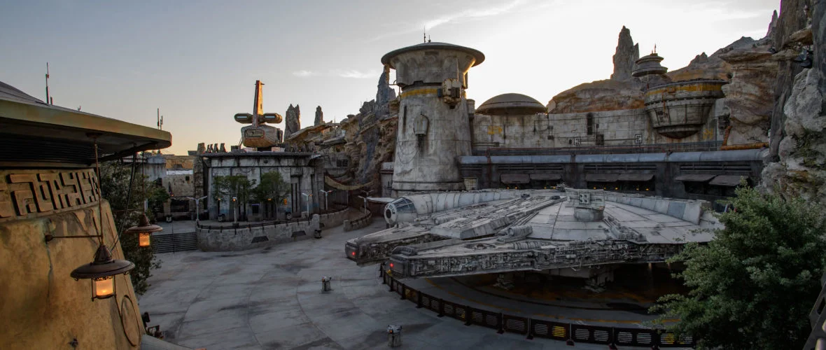 SWGE_Millennium_Falcon_RH5_9194-1180x500.jpg