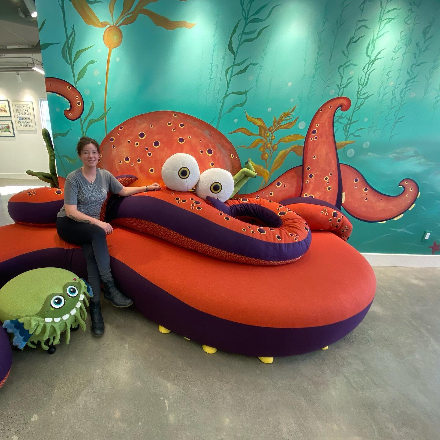 Octopus couch /Mural 🐙 🎨 It was a real treat to paint this mural at the studio of Canadian comic artist Lynn Johnston - who wrote For Better For Worst for nearly 3 decades! It was inspiring to hear her stories and to see how her creativity continue