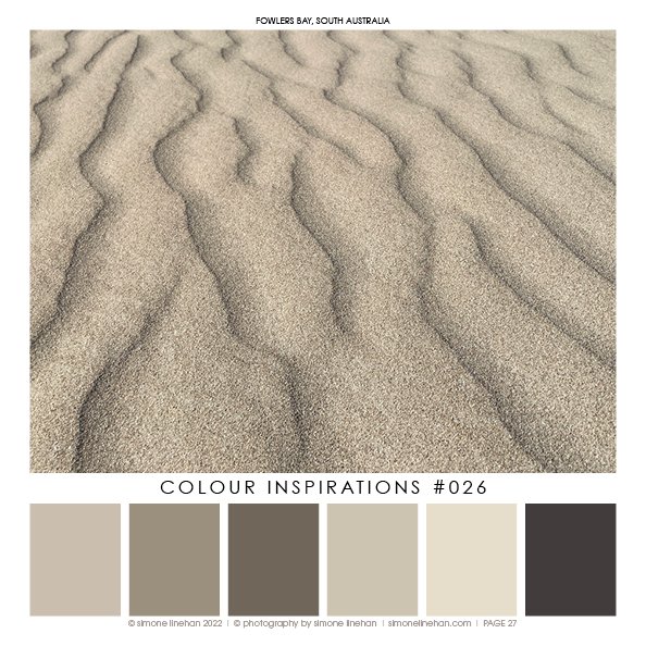 Colour Inspiration BOOK 2022 KDP29.jpg