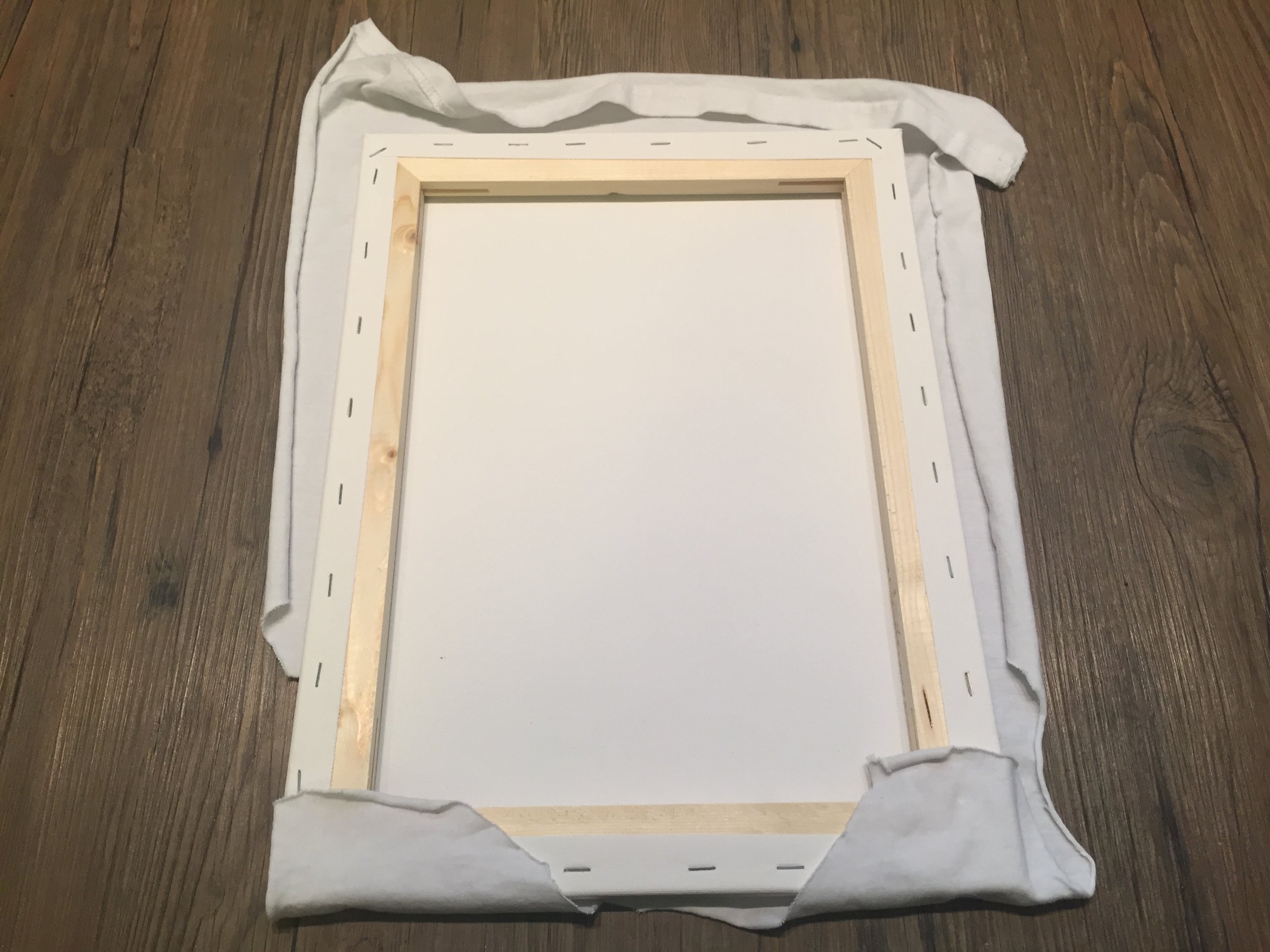 DIY Tutorial How to Turn a T Shirt into Wall Art