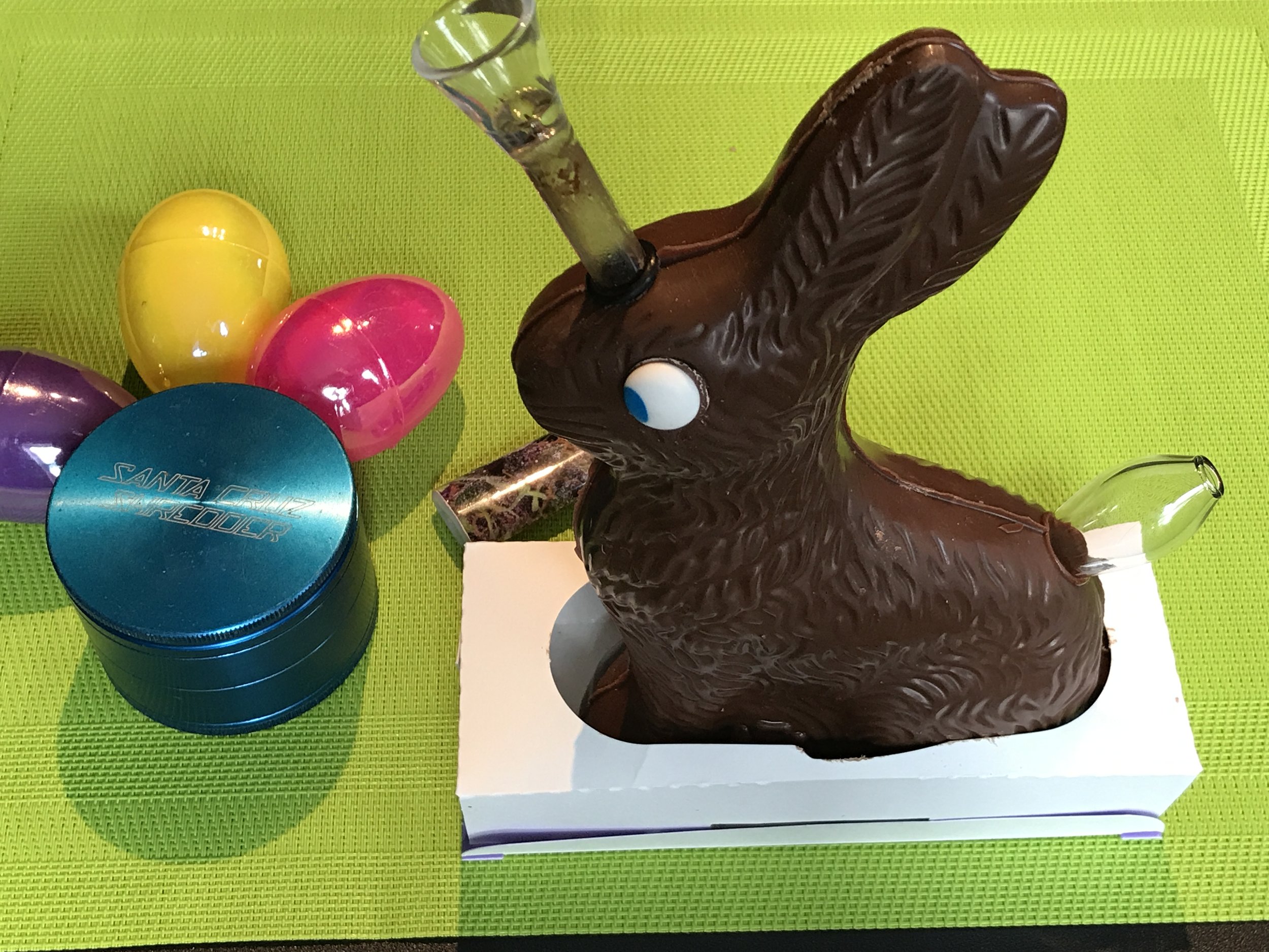 STONER CRAFTS DIY CHOCOLATE EASTER BUNNY BONG — CHRONIC CRAFTER