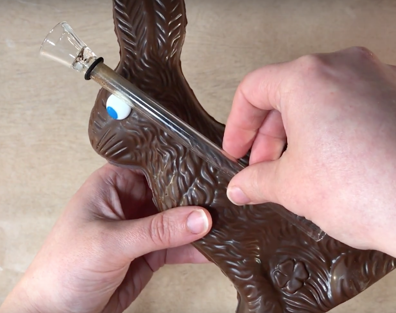 STONER CRAFTS DIY CHOCOLATE EASTER BUNNY BONG — CHRONIC CRAFTER