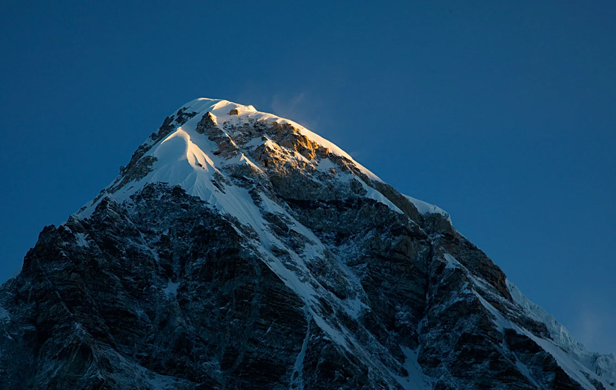 MtnBehindKP_web.jpg