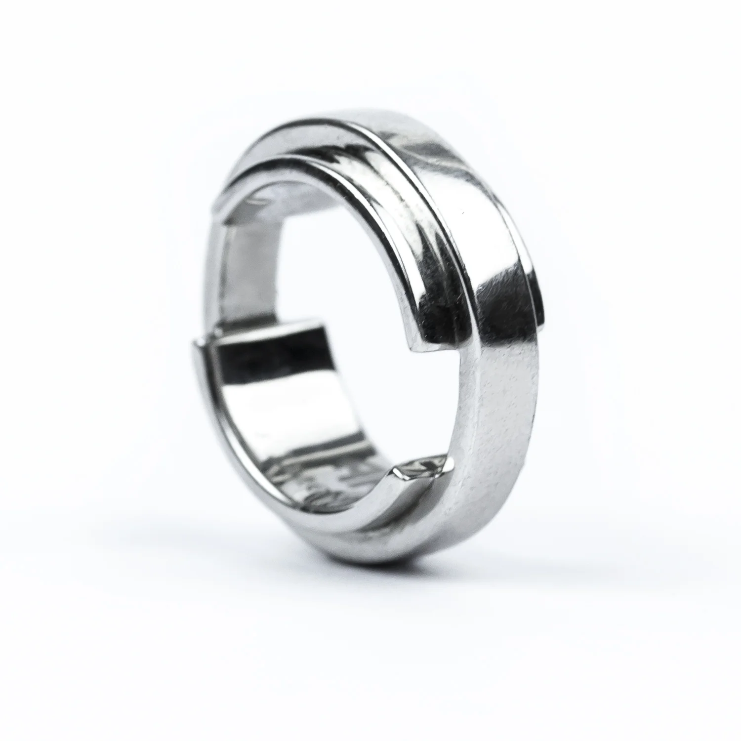thealmontefinejewelerytwofoldring