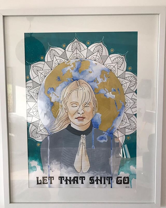 Fin 40 &aring;rs present fr&aring;n mina n&auml;rmaste  v&auml;nner. (Som uppenbarligen k&auml;nner mig riktigt bra och v&aring;gar vara &auml;rlig) 🙏🏽❤️
