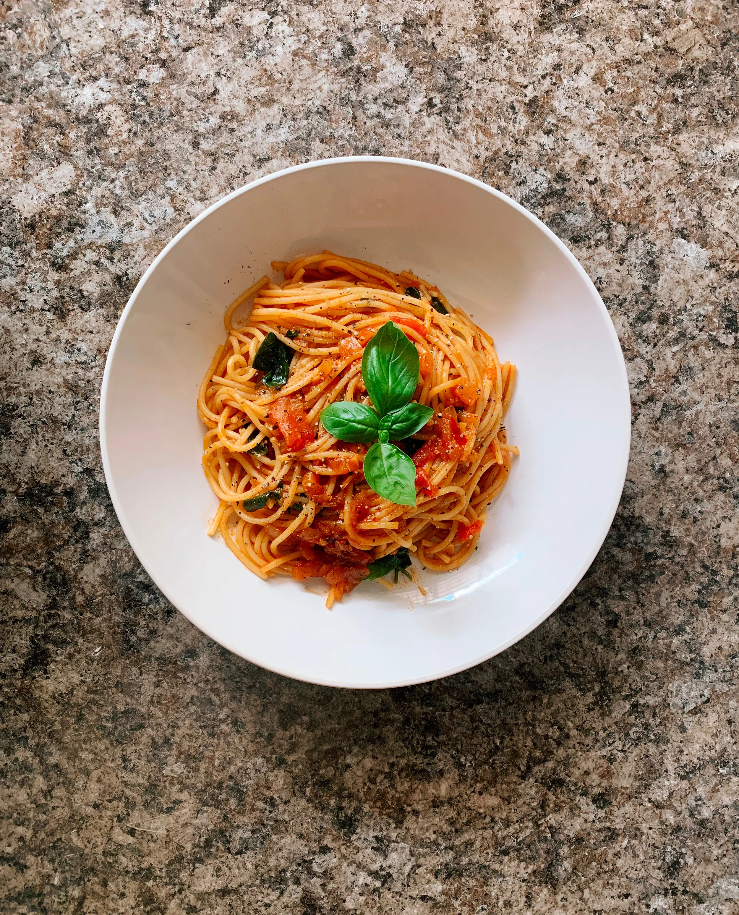 Pasta in a Spicy Tomato &amp; Gin Sauce 