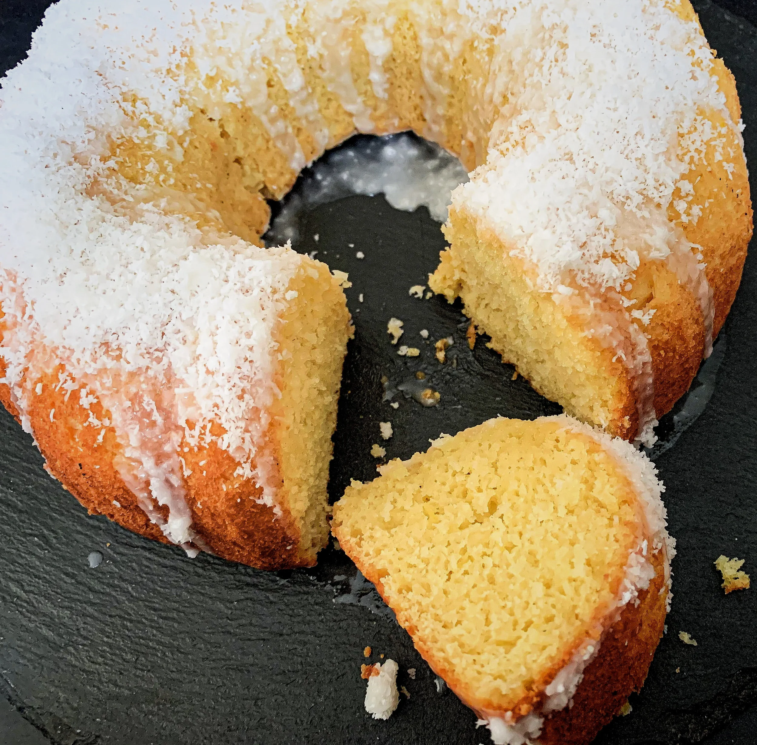 Lemon Bundt Cake 