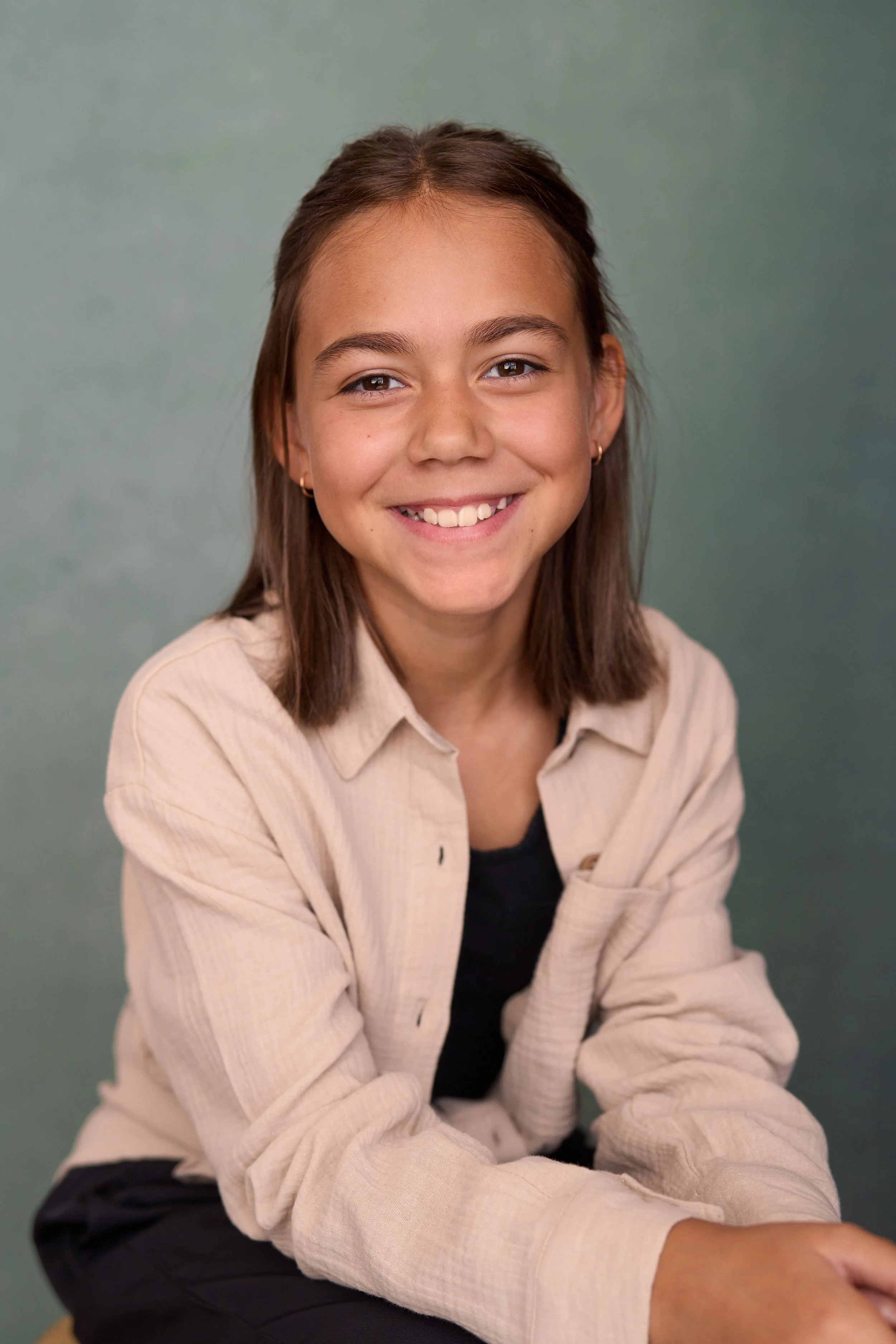 Alicia_0105_eveblavoie_LOWRES.jpg