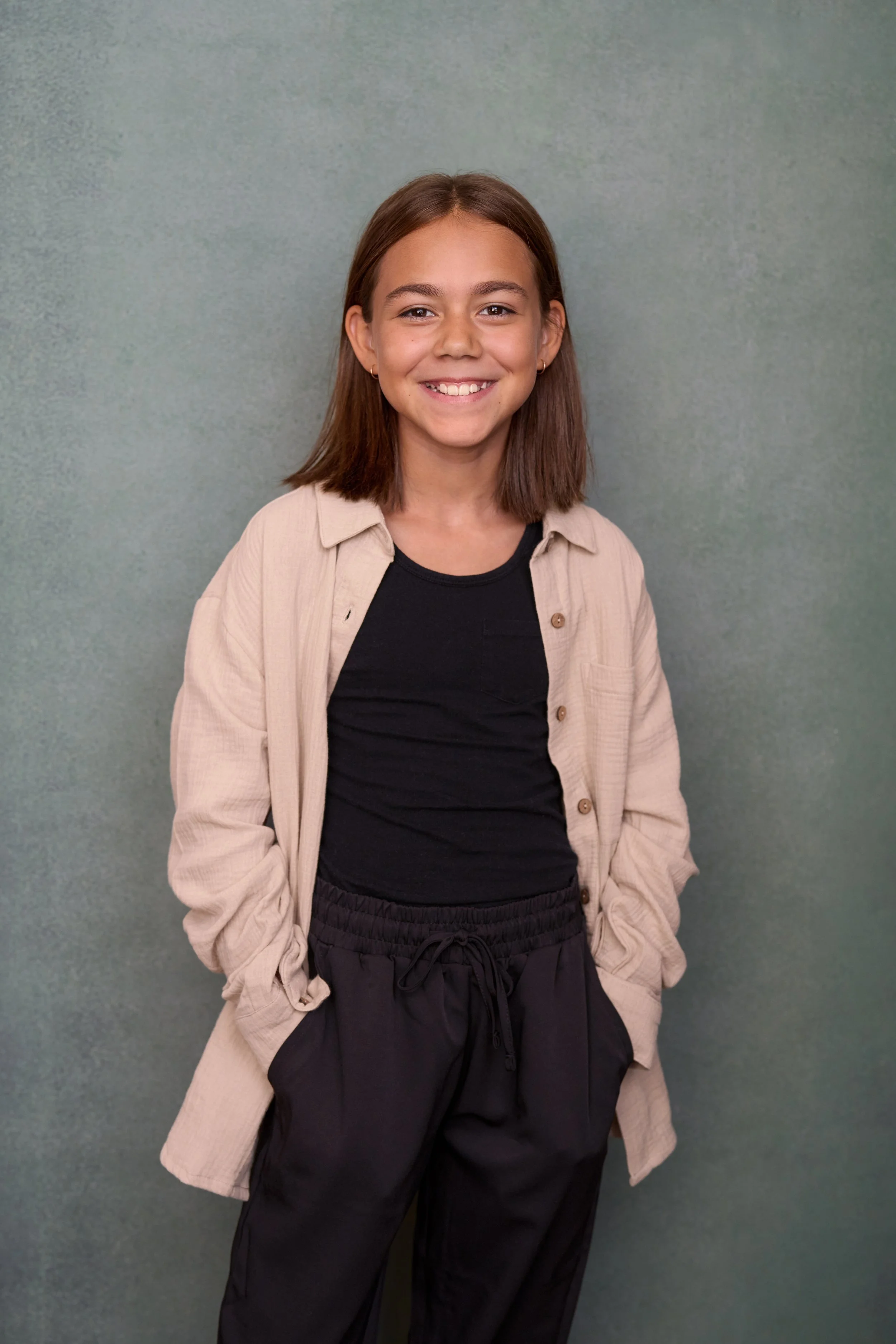 Alicia_0159_eveblavoie_LOWRES.jpg