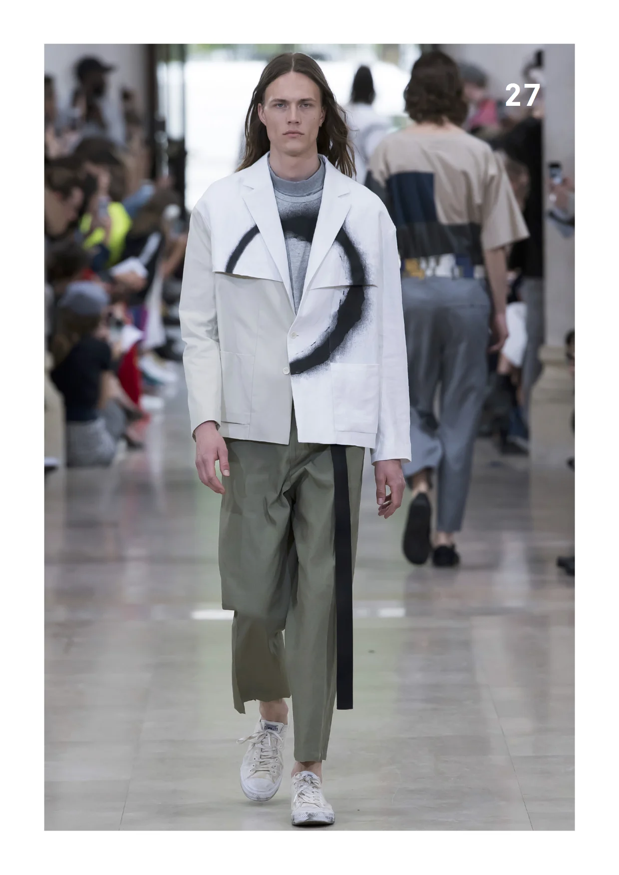 Etudes-N10-Lookbook(已拖移) 27.jpg