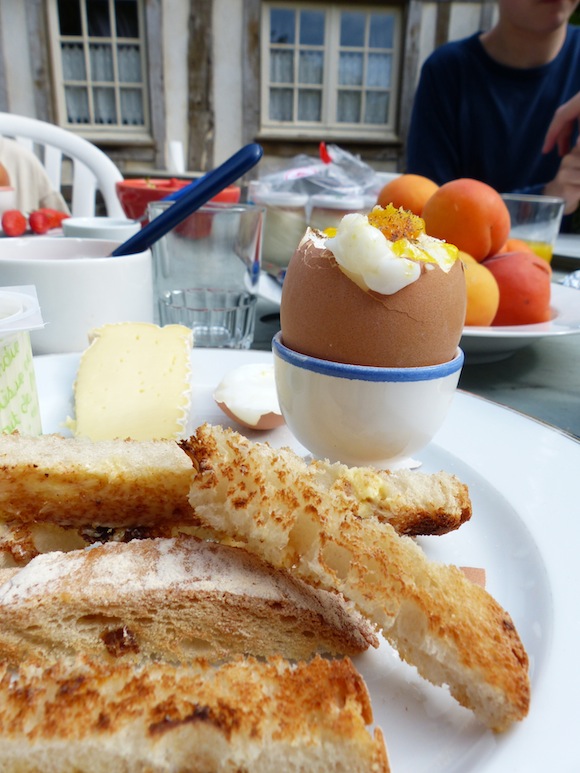 picnic-breakfast.jpg