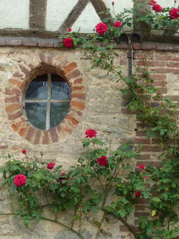 gerberoy-window.jpg