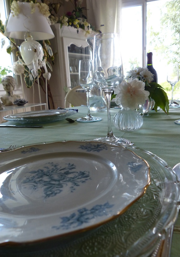 beauvais-dinnertable.jpg