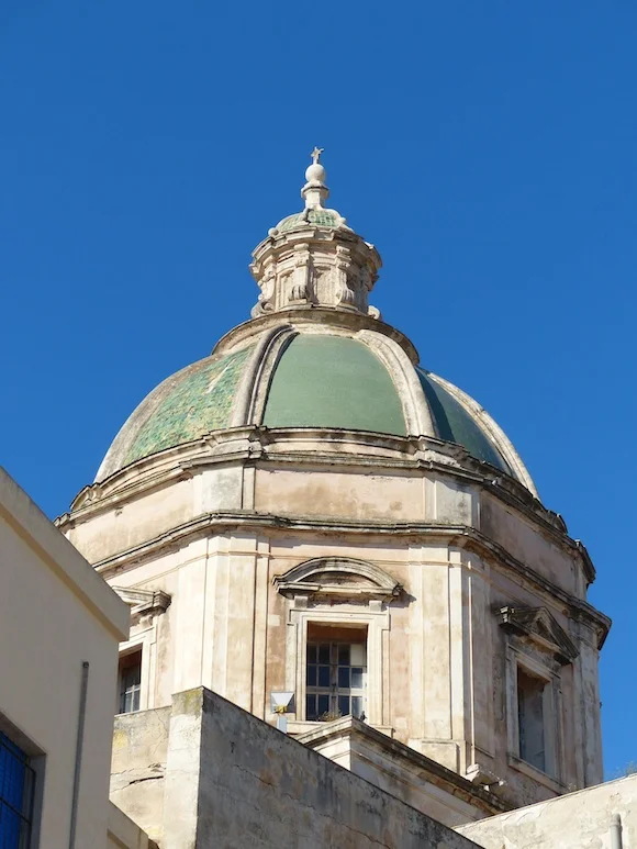 Learning to See in Sicily