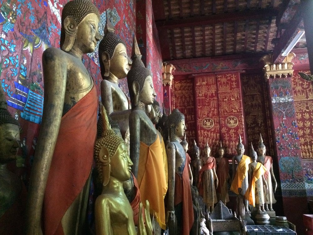 So many Buddhas.