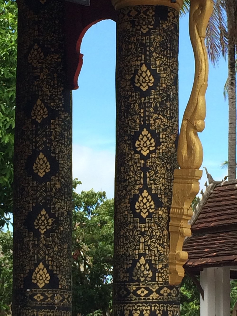 Decorative arts in Lao temple