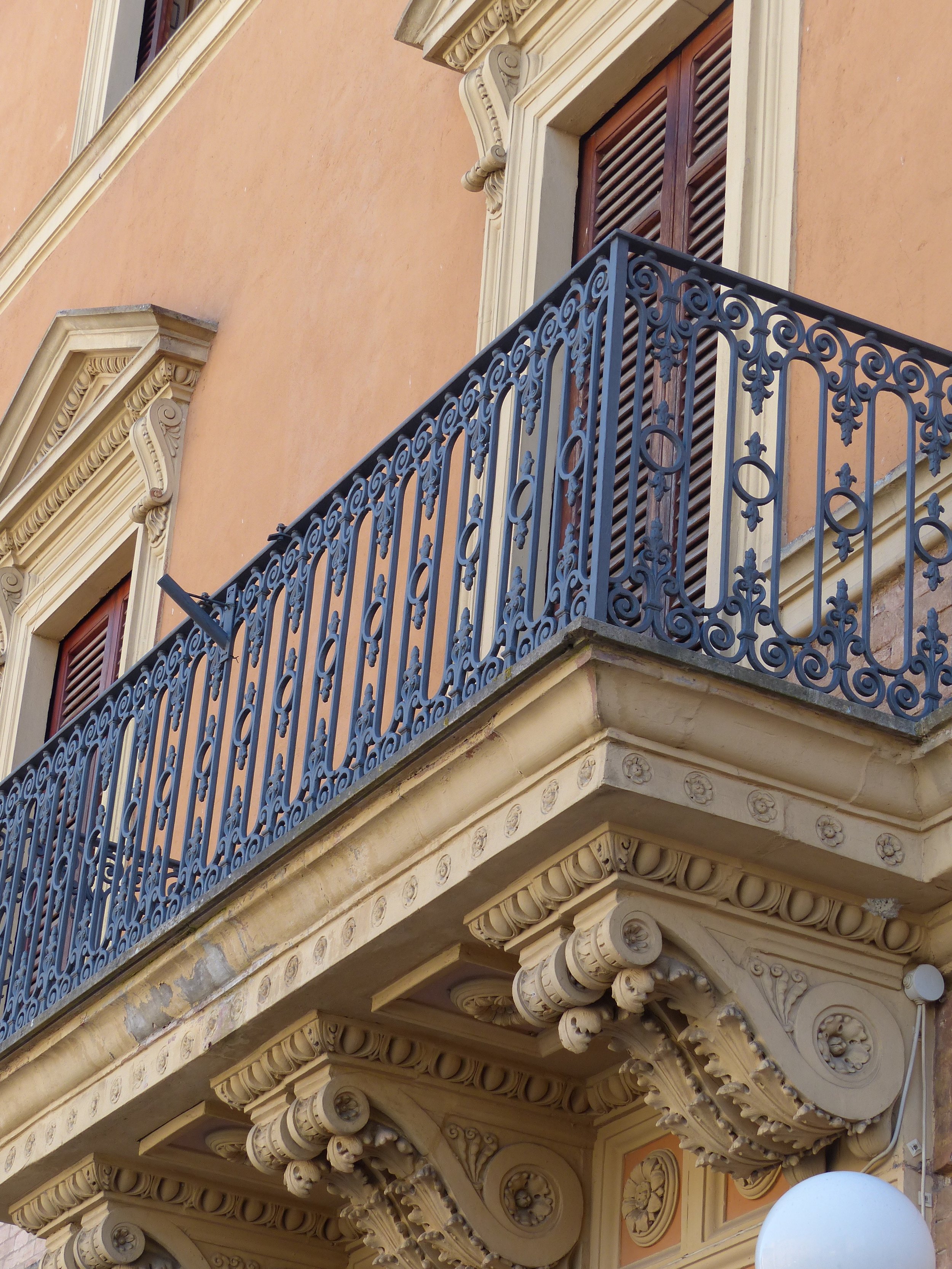 bettona_detail.jpg