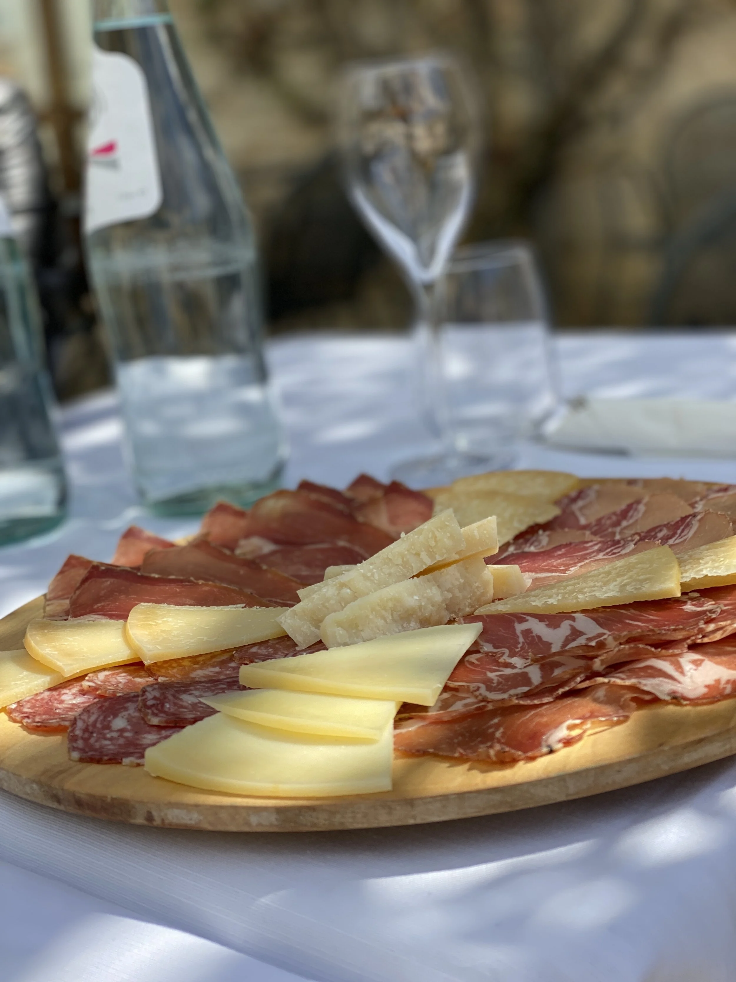 food and wine in montefalco, umbria